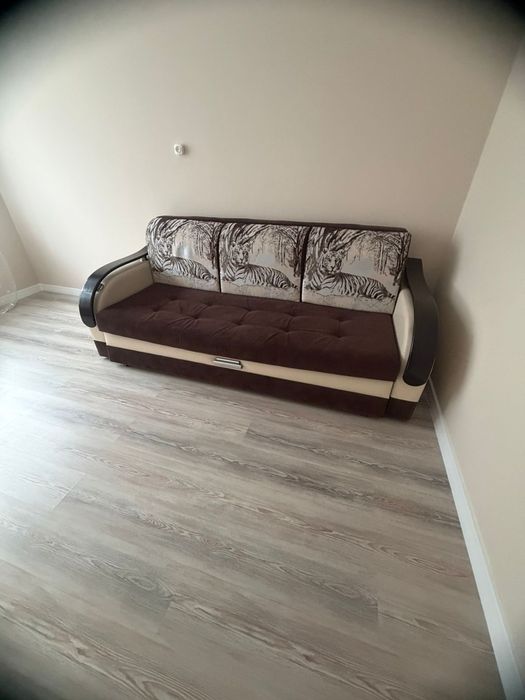 Мягкая мебель, диван