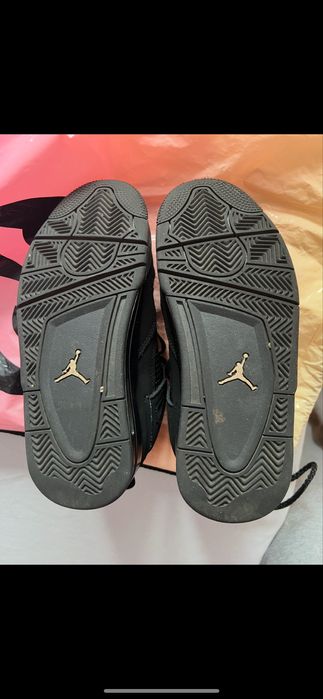 Vand Jordan 4 Black