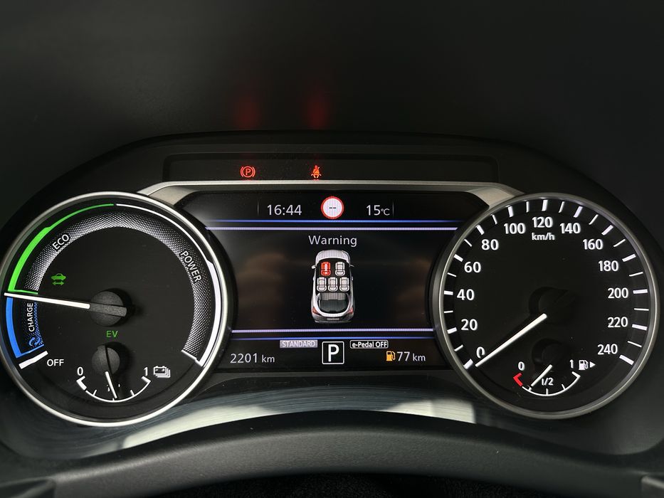 Nissan Juke, 2023, hybrid, 2200 km