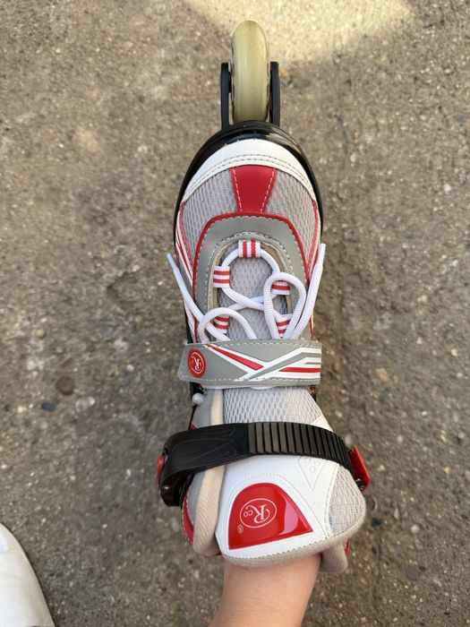 vand role aproape noi