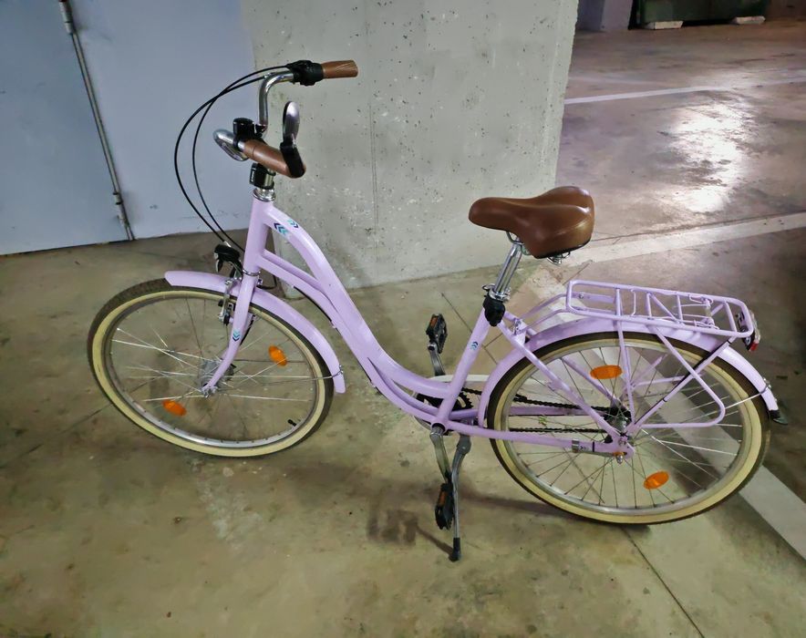 Vând bicicletă damă