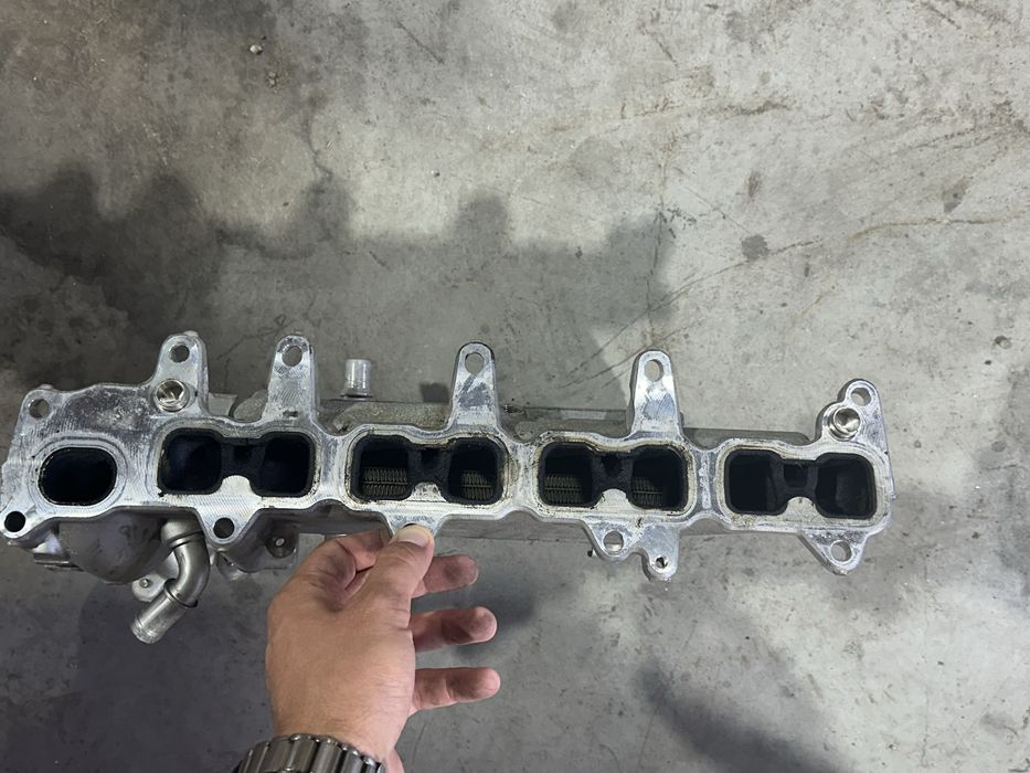 EGR RENAULT Trafic 2.0 dci 2022 t93662b