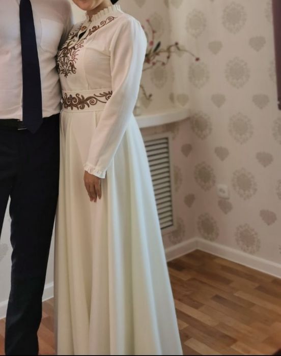 Продам красивое платье