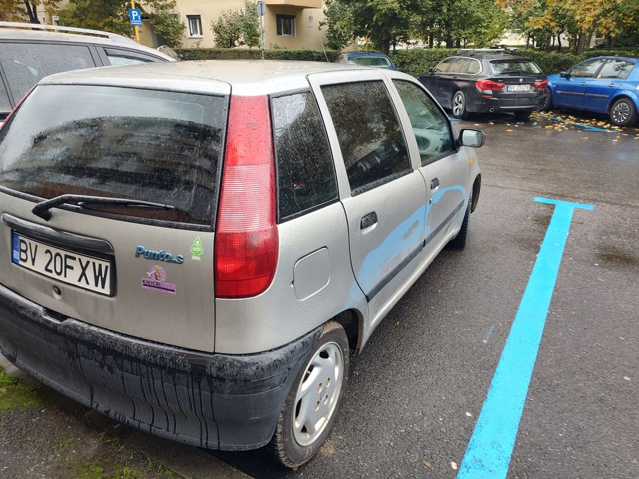 Vând Fiat Punto S