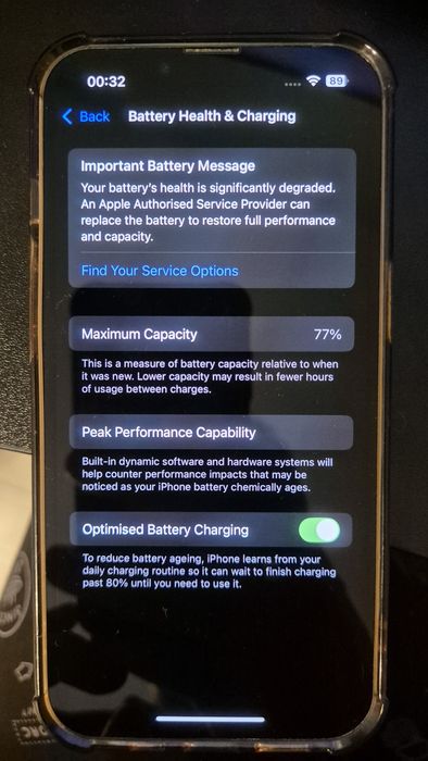 Iphone 13 pro Sierra Blue
Nu are urme de folosire.
Tinut in husa