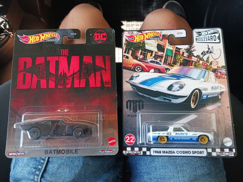 Hot wheels premium