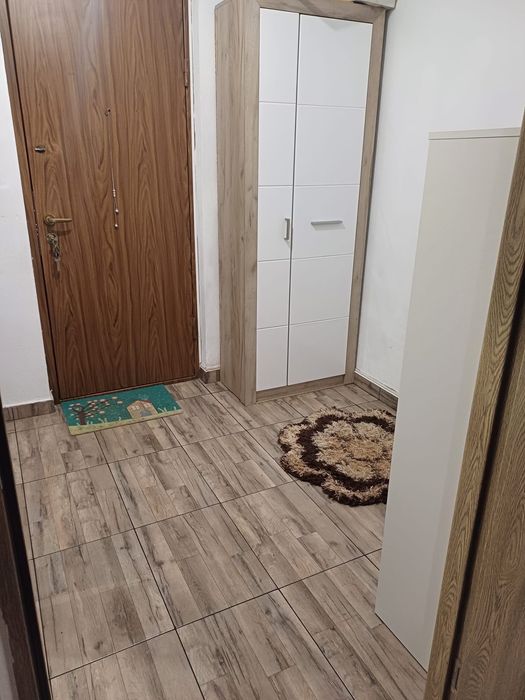 Închiriez apartament Dristor Park lake