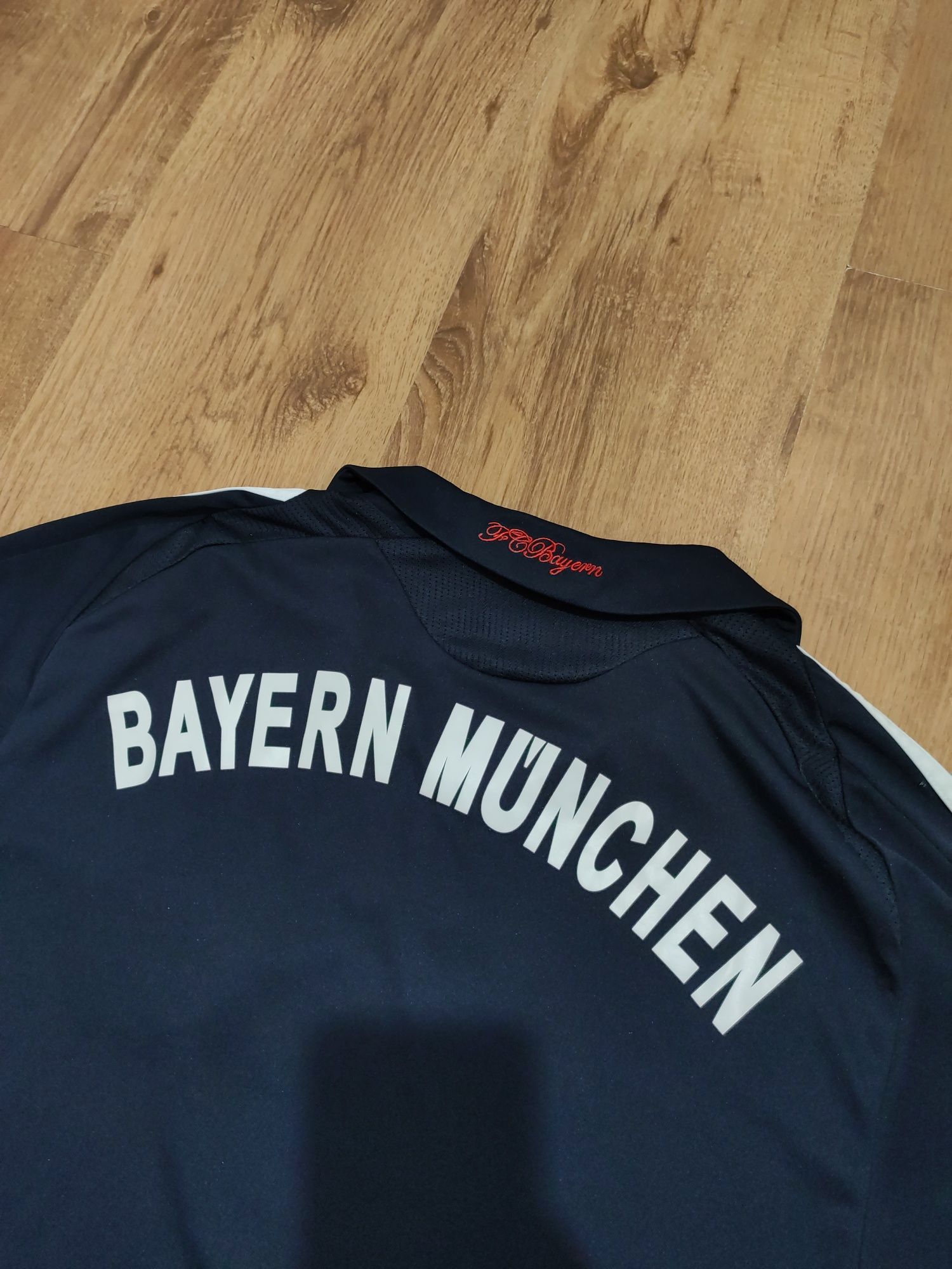 Tricou Adidas Bayern München mărimea L