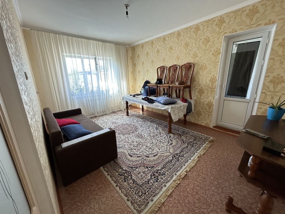 Аренда 10 мкр 1 дом 3 комн.