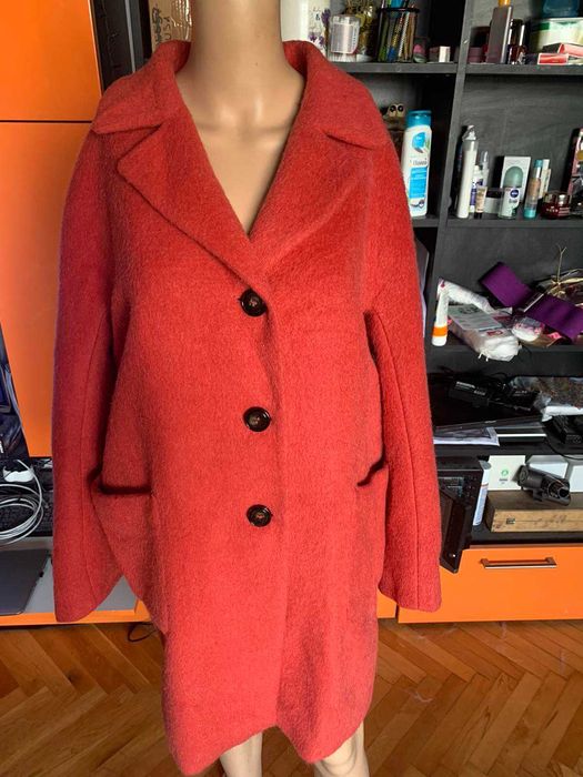 Палто Weekend Max Mara, цвят корал, размер 46 IT