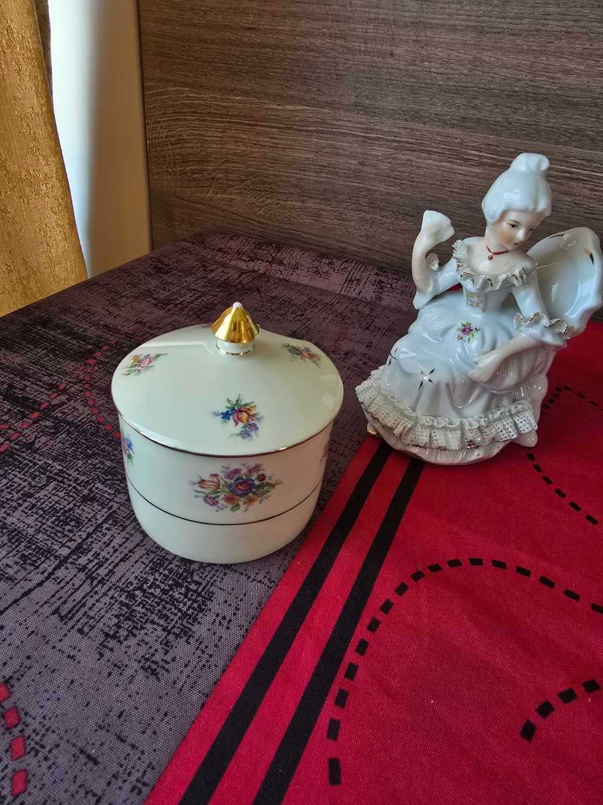 Немска порцеланова захарница