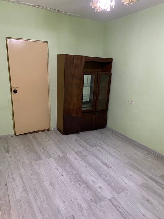 Sergili 2 45 dom 1 etaj