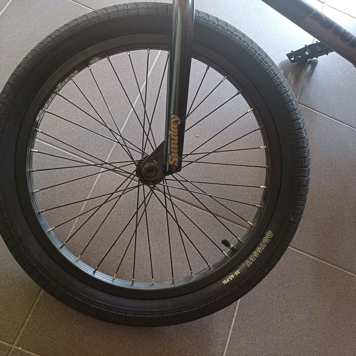 Vând bicicleta bmx Forecaster 2023