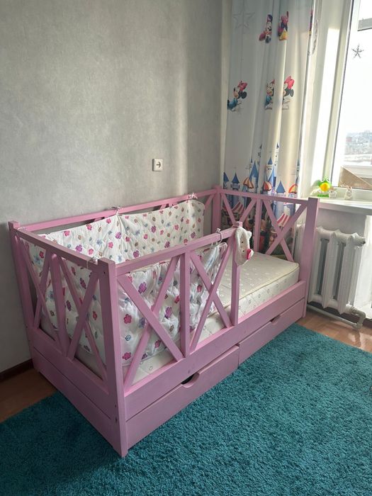 Продам детскую кровать