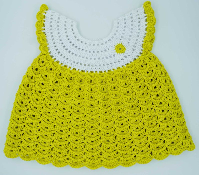 Rochita crosetata bebe 6 luni - 1 an