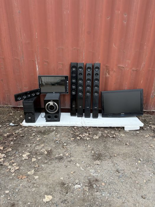 Телевизор, компьютер, колонки