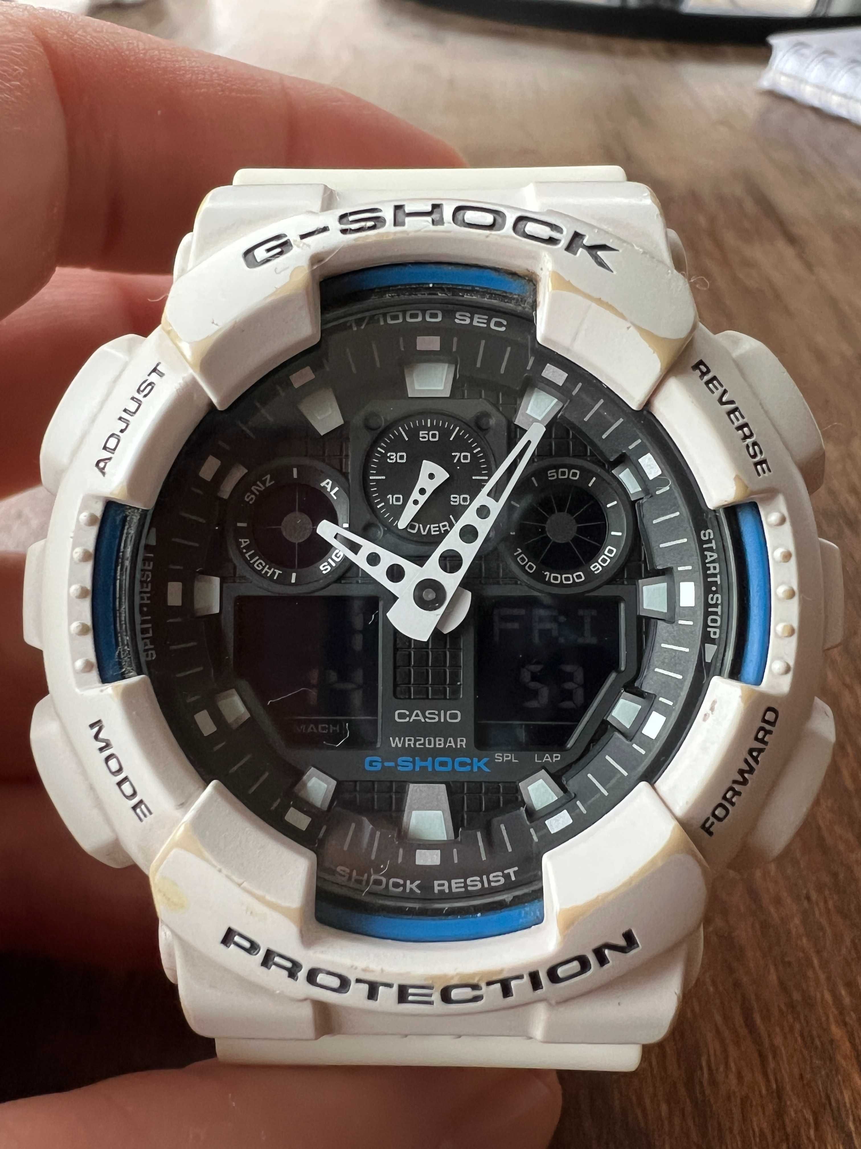 Casio G-SHOCK GA-100B Цвят: Бял