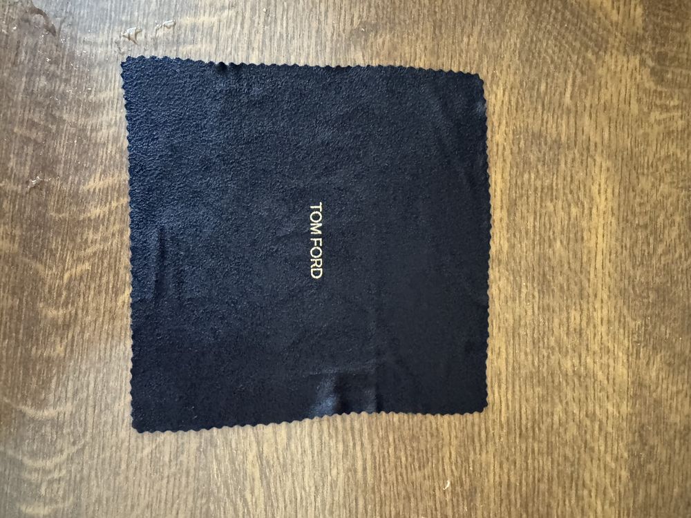 Оригинален  калъф на Tom Ford!