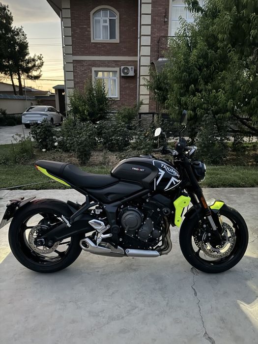 Triumph Trident 660