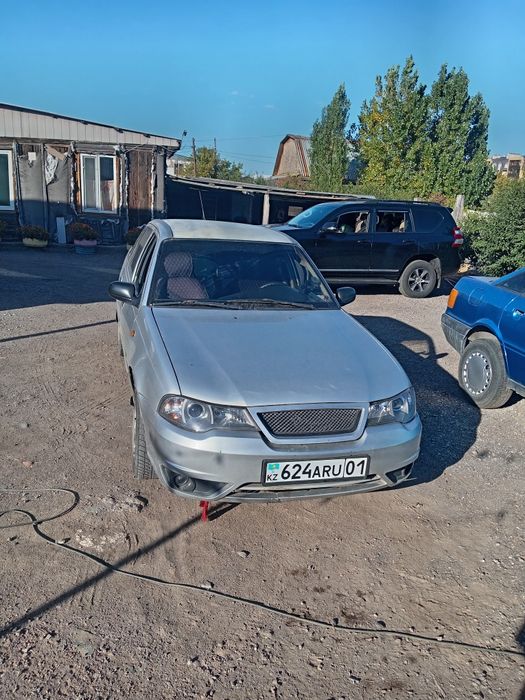 Продам нексию 2 на полном ходу
