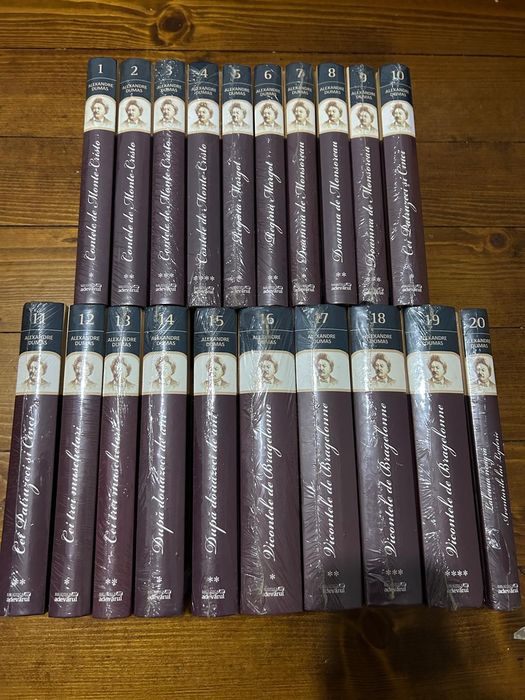 Vând colecția Alexandre Dumas editura adevărul în tipla completa