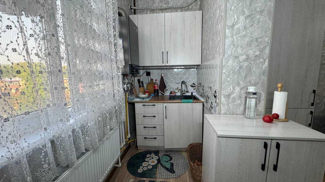 Киргили АТС 3 хонали янги қурилган квартира сотилади. ID: 001102