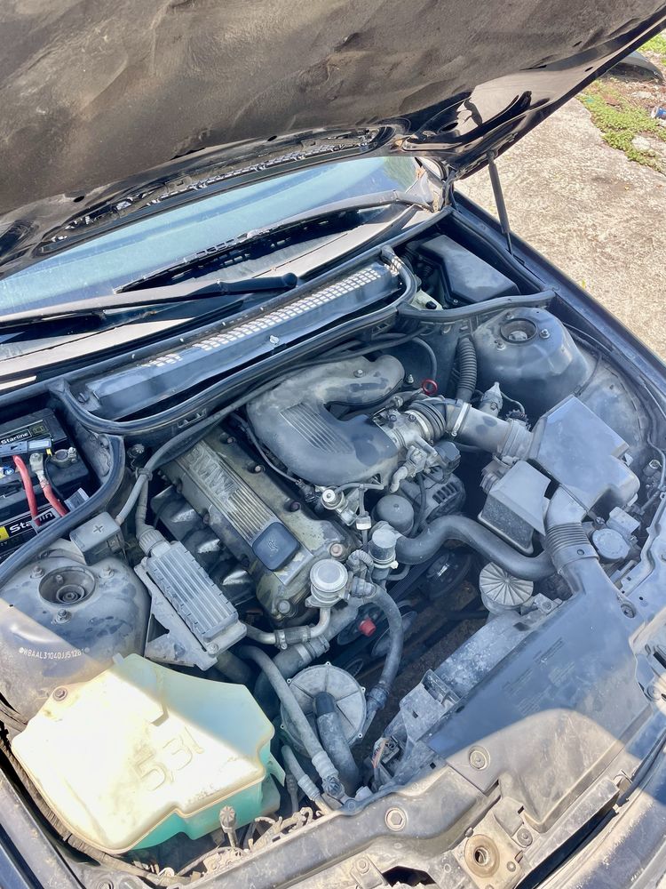 BMW 318i 118кс на части