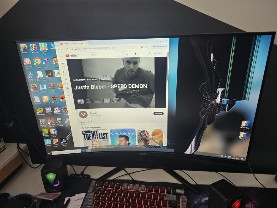 Monitor curbat Acer Nitro