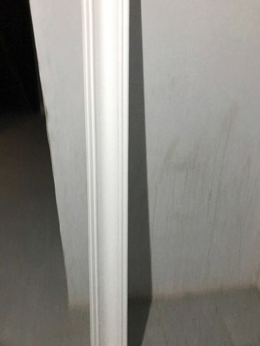 Новый потолочные галтели,ламинат,электрощит,колер,герметик,диск