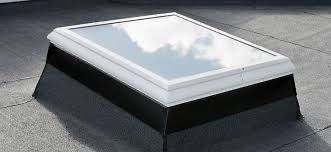 Velux ,ferestre de mansarda  trape de fum luminatoare