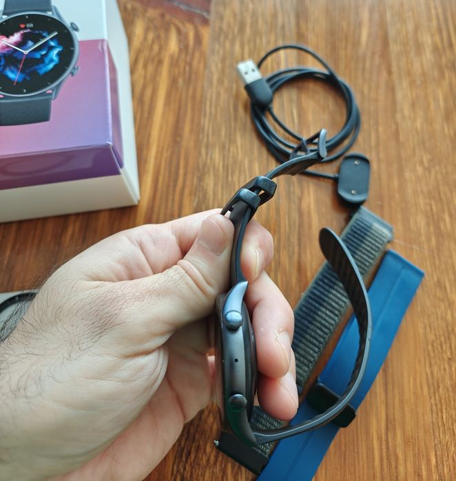 Смарт часовник Amazfit GTR 3