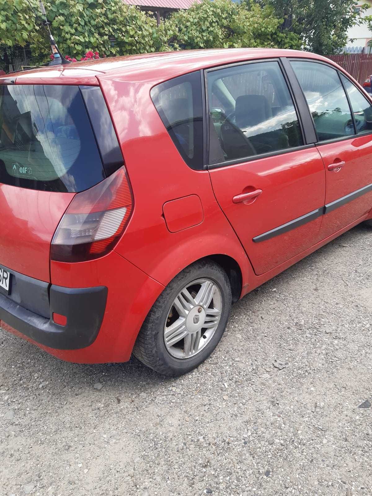 Vând Renault Scenic