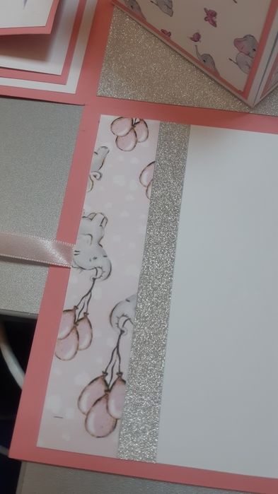 Експлодираща кутия за снимки