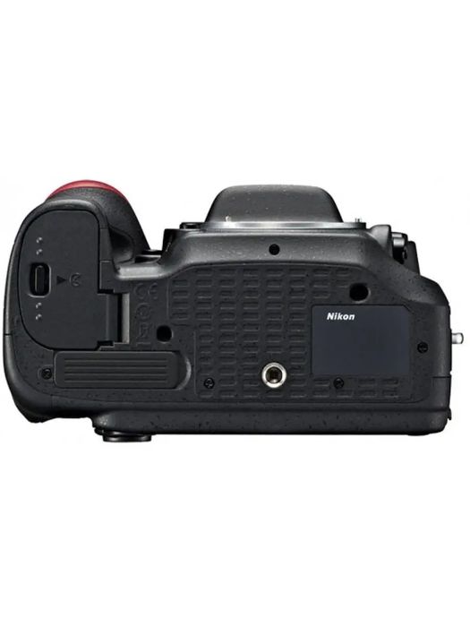 Зеркальный фотоаппарат NikonD7100