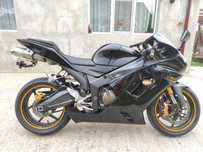 Vând Kawasaki ninja zx6r