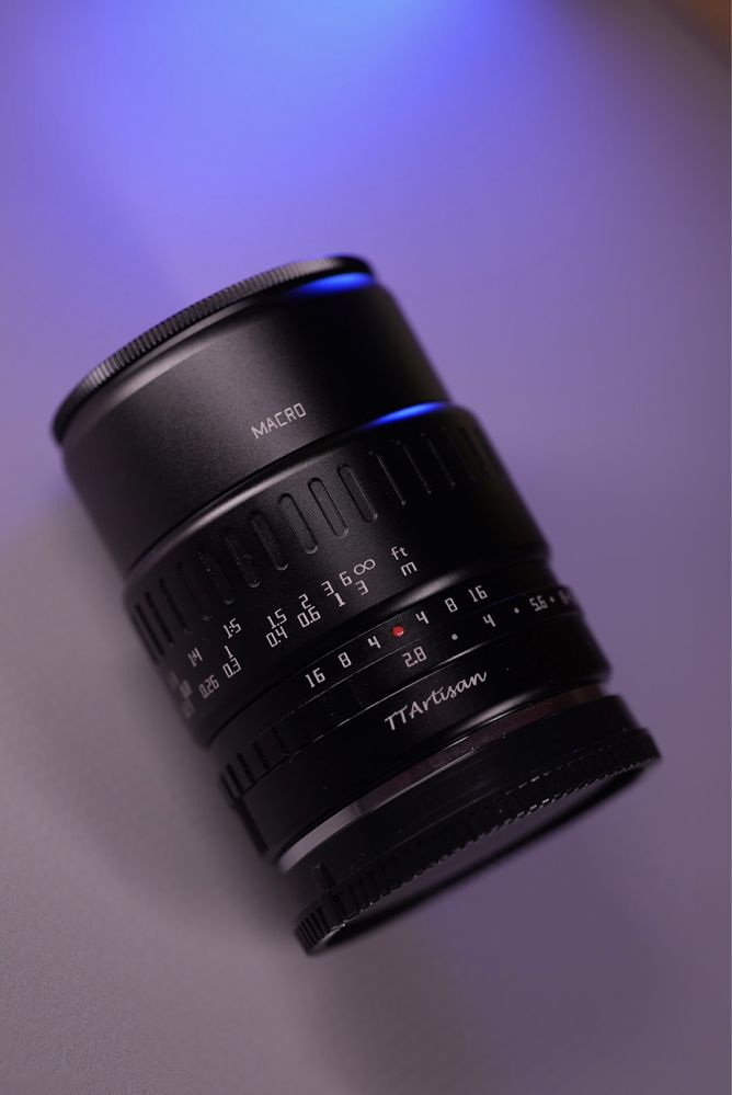 Продам объектив TTArtisan 40mm f/2.8 macro под Sony E