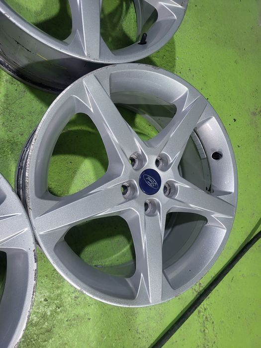 18 5x108 Ford лети джанти 5х108 форд