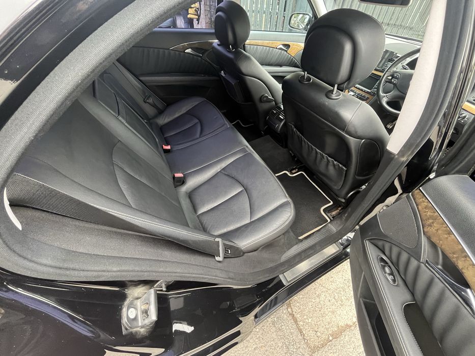 Mercedes E280