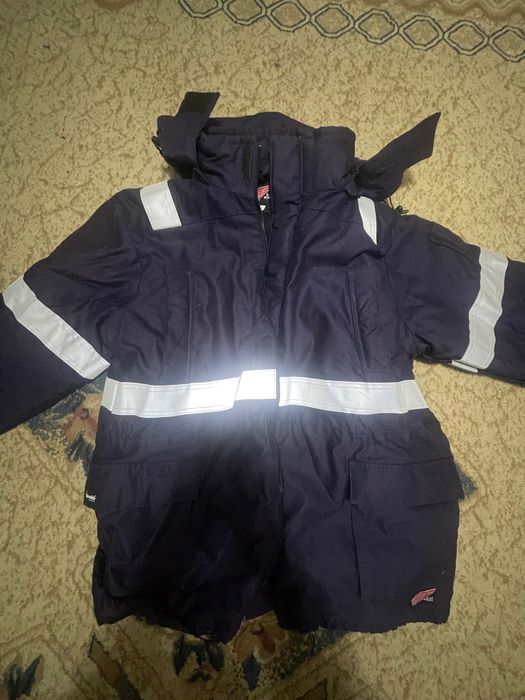 Продам СИЗ парку Red Wing