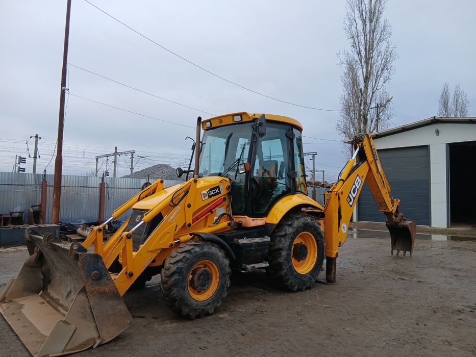 Vand buldoexcavator jcb 3cx