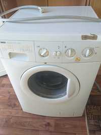 Продается стиральная машинка на запчасти