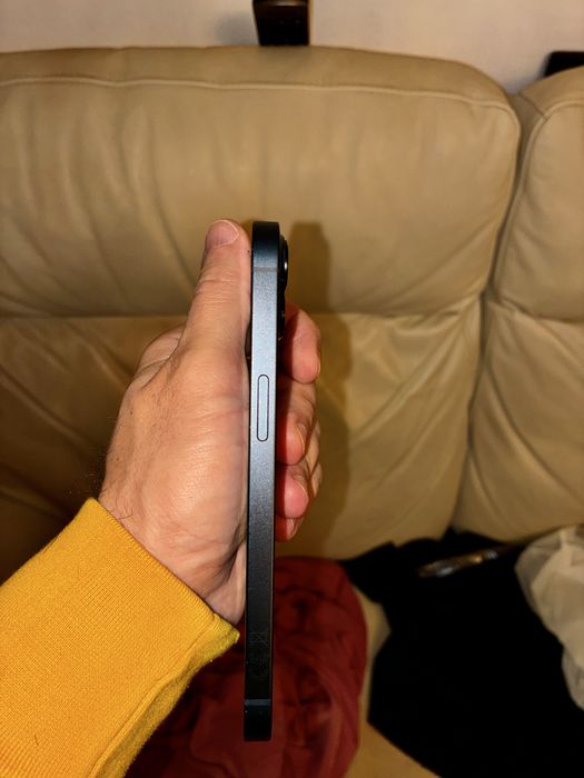 iPhone 13 stare 10/10 - huse - accesorii