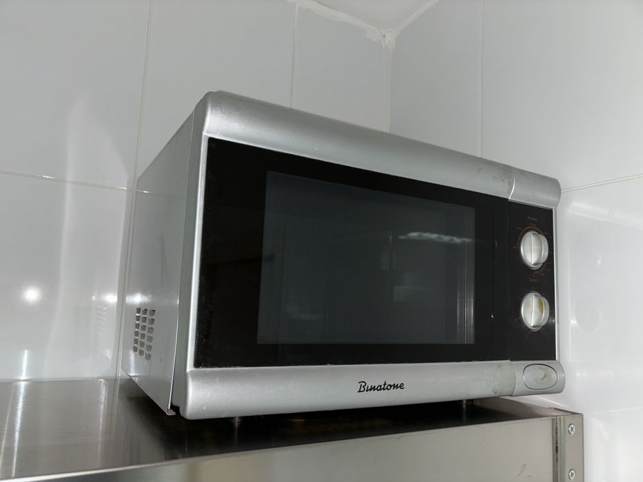 Микроволновая печь Binatone