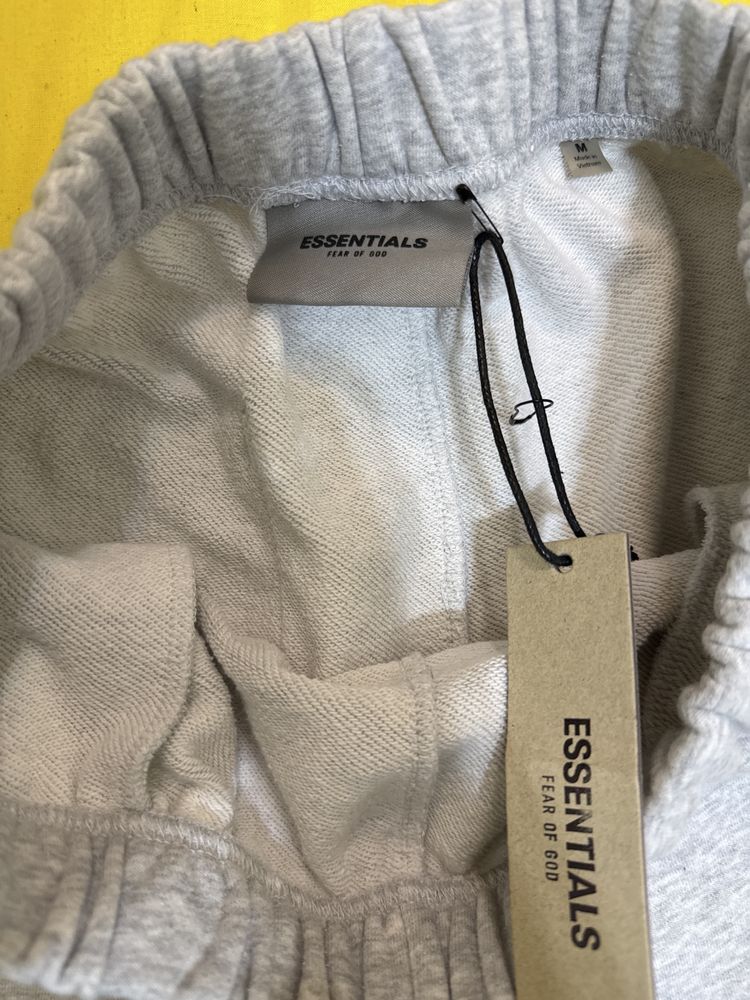 Essentials fear of god grey shorts
