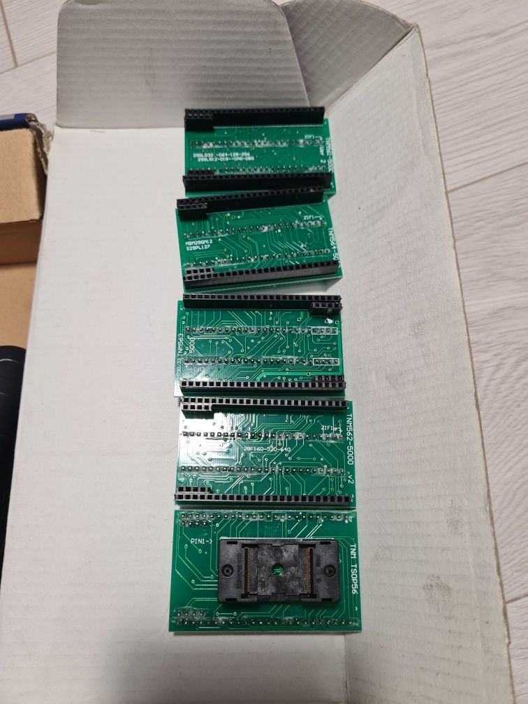 Programator TNM5000 flash eeprom nand isp programator memorii