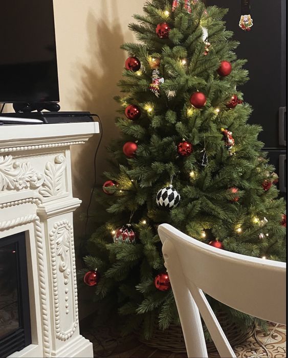 Продам елку