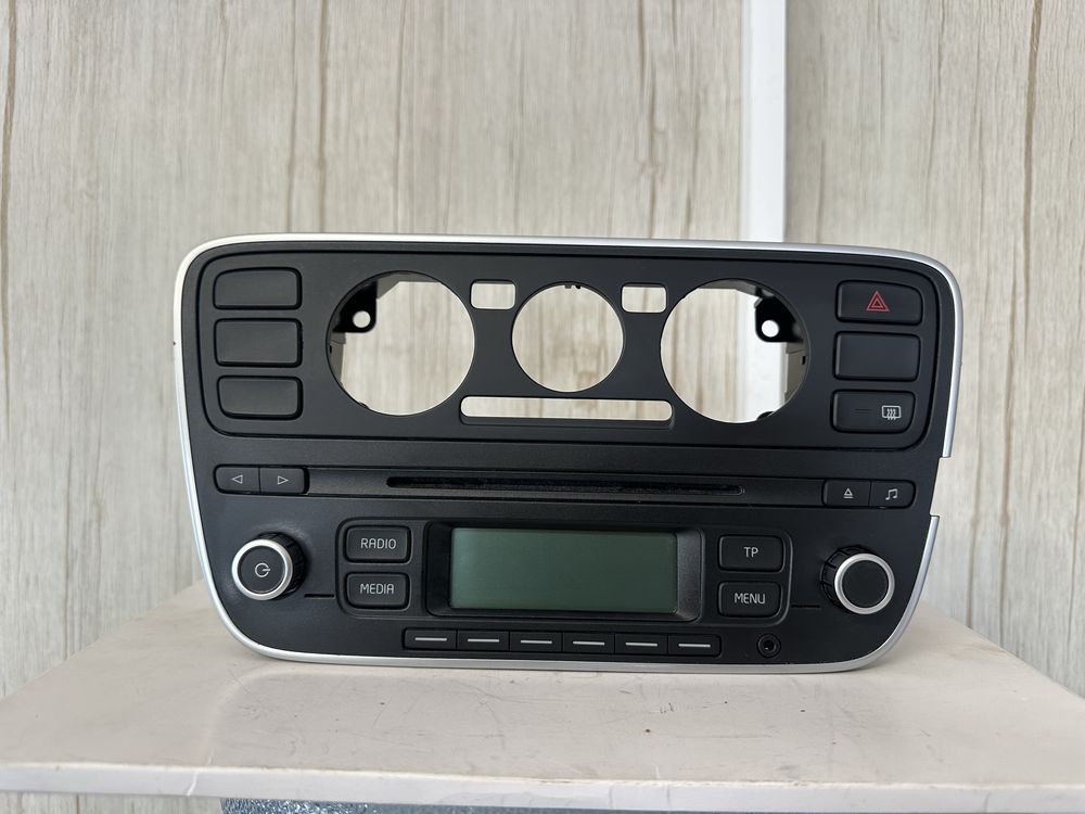 CD стерео за Шкода Ситиго,Фолксваген Ъп,Сеат Мий