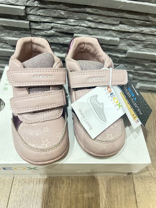 Обувки Geox р-р 23 в розов цвят