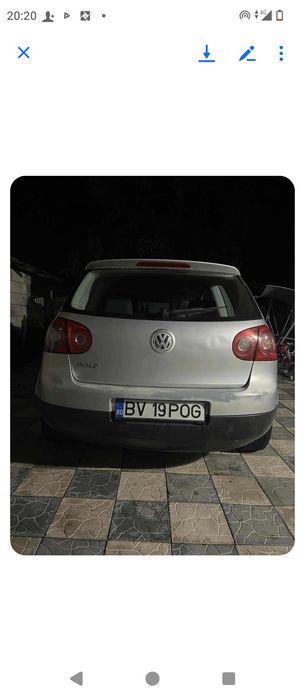 Vând sau schimb golf 5