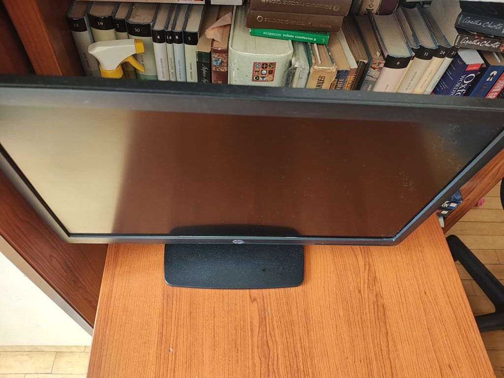 Монитор за комп 24" HP